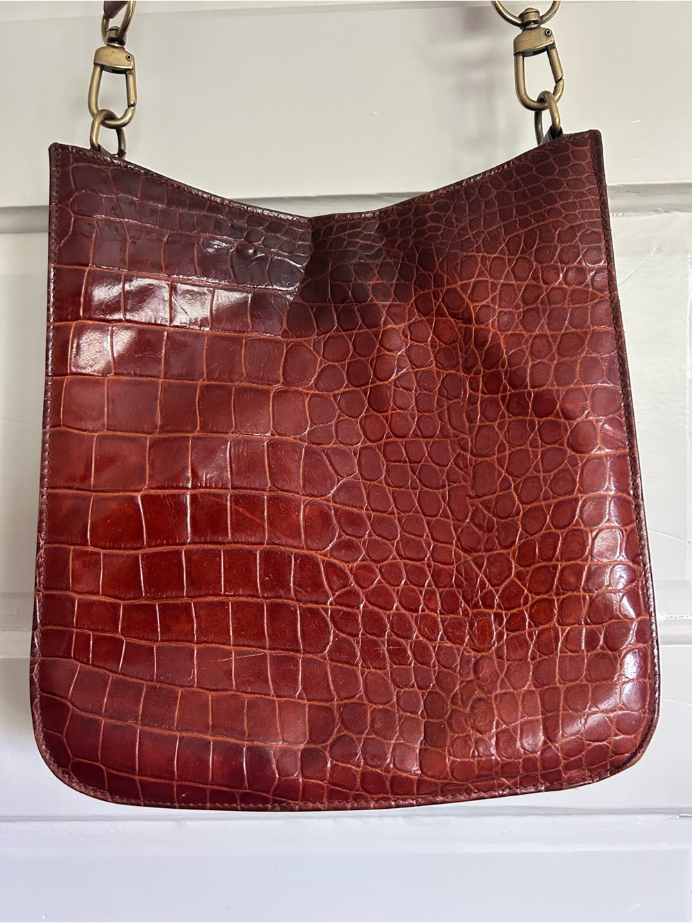 MOUAMBO BARCELONA Croc-Embossed Shoulder Bag in Deep Brown